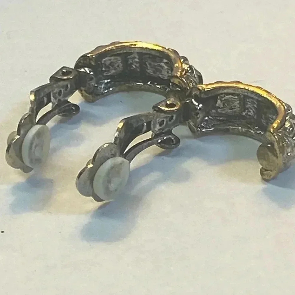 COPY - SILVER GOLD AND LIME GREEN STONES - CLIP ON EARRINGS - Picture 7 of 12